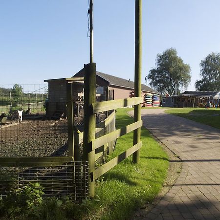 Holiday Home Ossa Basecamp Sint Odilienberg ห้อง รูปภาพ